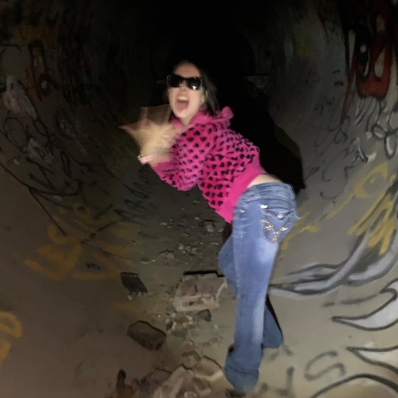 Meet your Posher, Makenzie - Picture 1 of 8